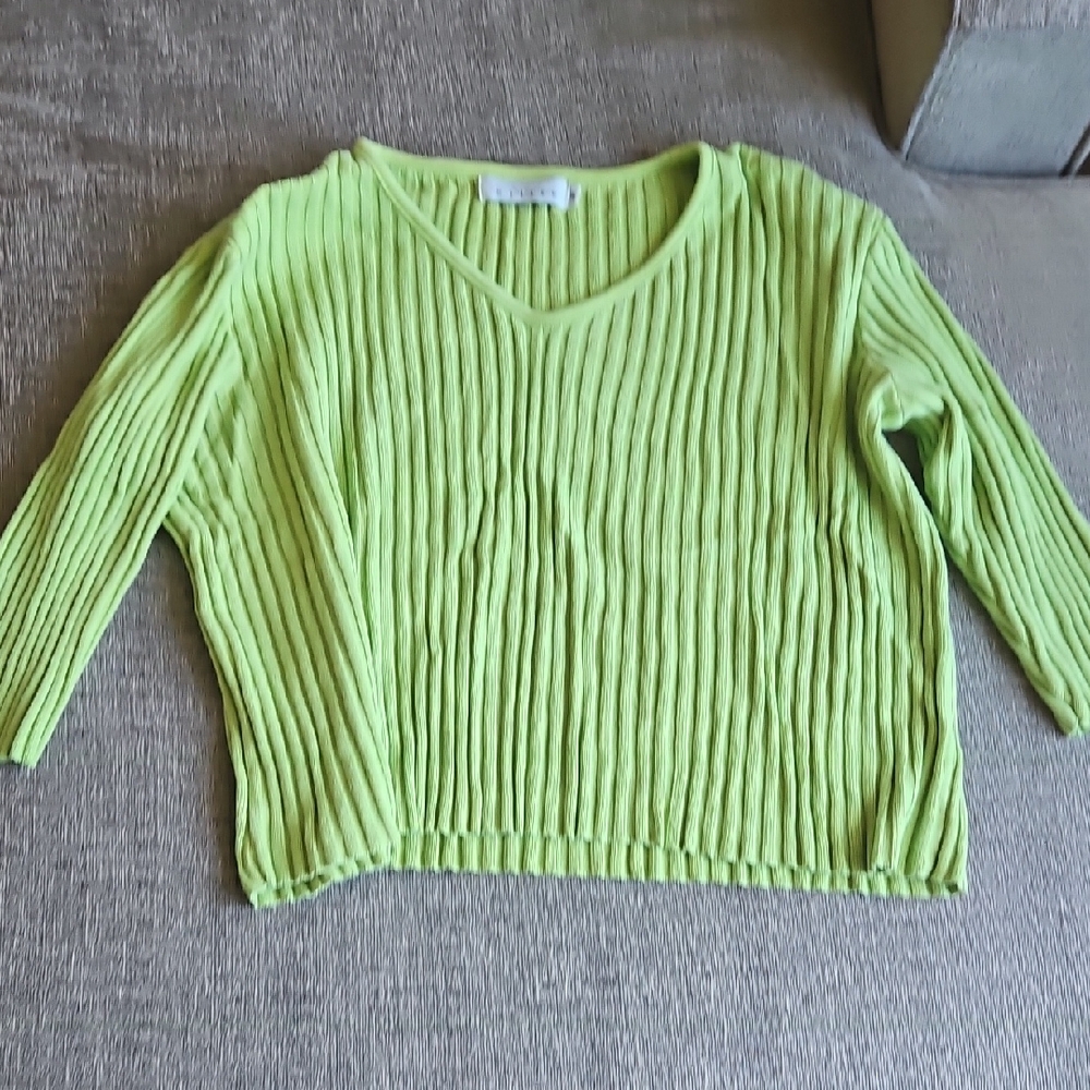 V-Neck Ribbed Sweater in Lime Green